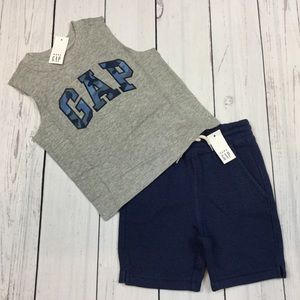 Gap Boys 12-18 Month or 18-24 Months Shirt & Blue Shorts